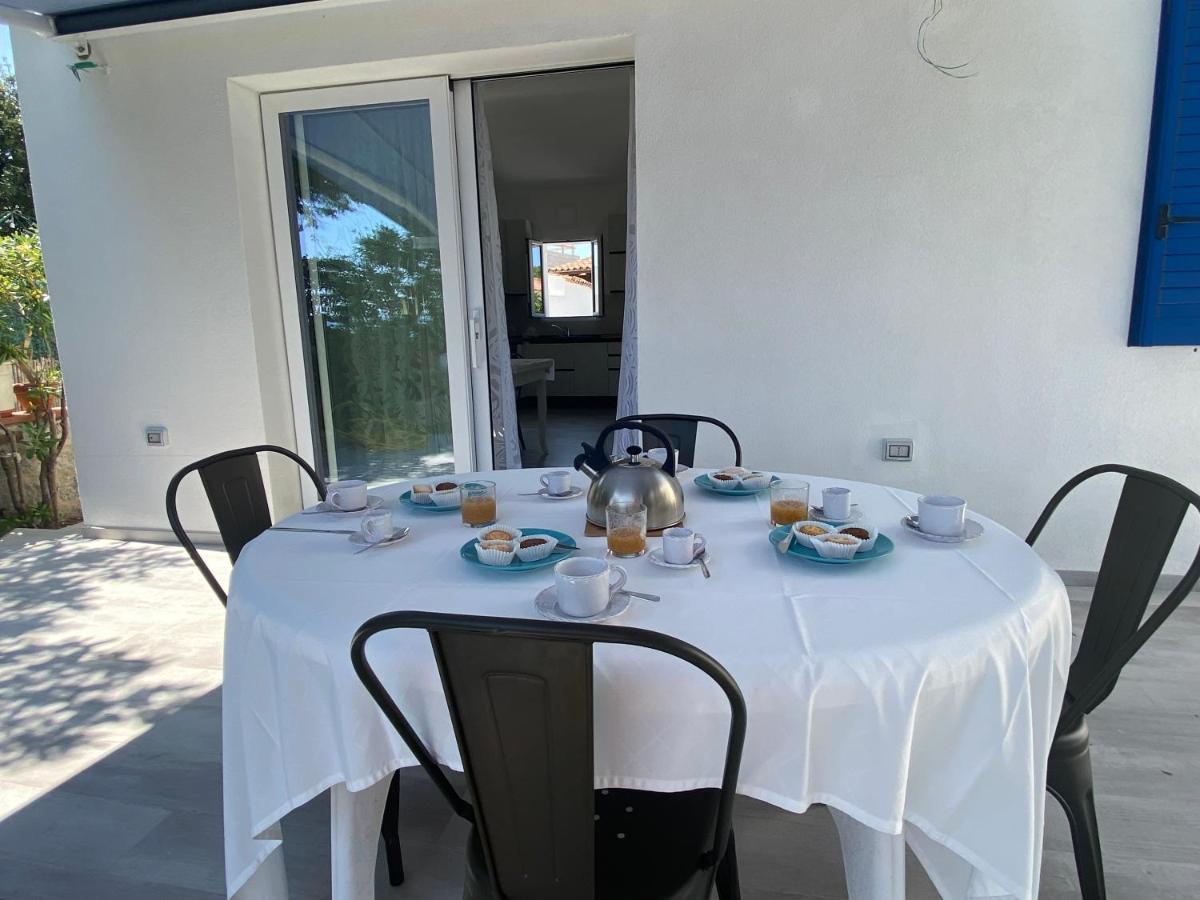 La Casa Sull'Acqua Villa Olbia Eksteriør billede