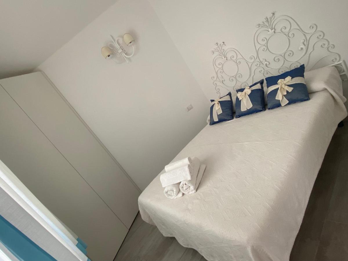 La Casa Sull'Acqua Villa Olbia Eksteriør billede
